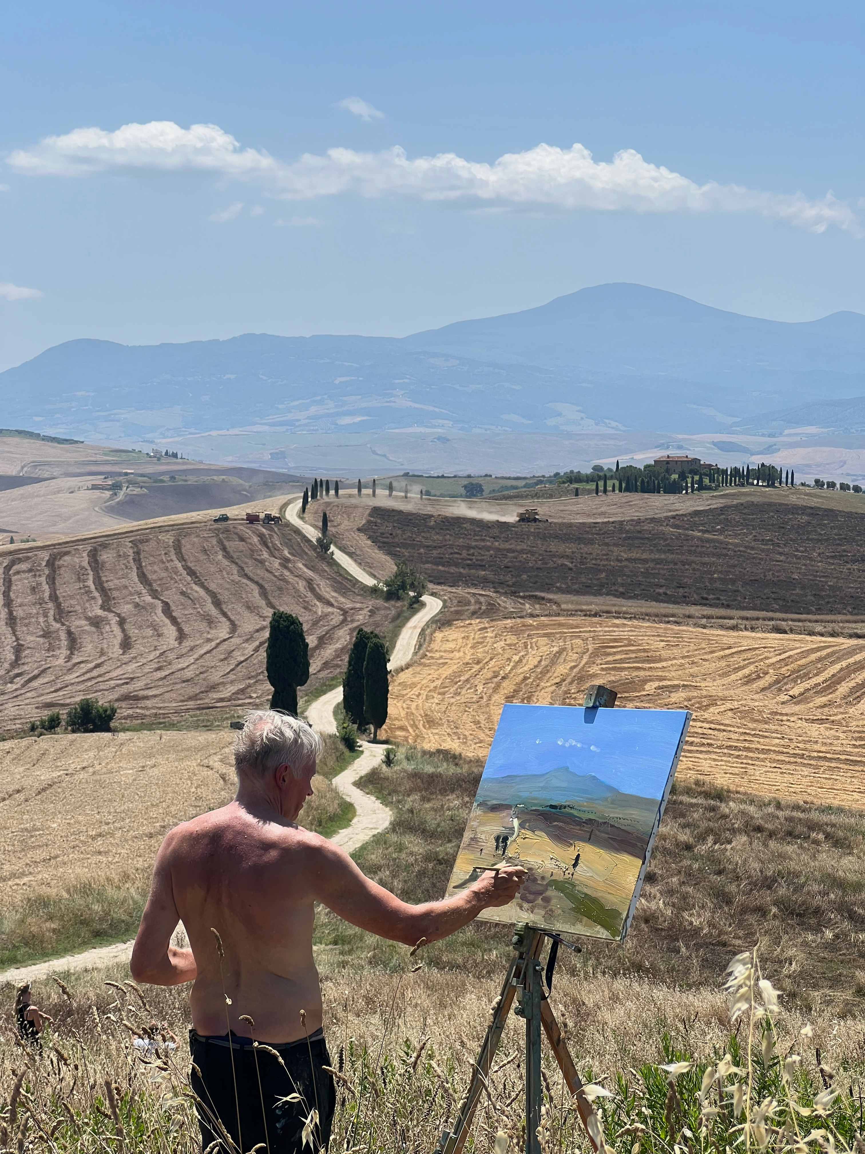 Richard Colson painting at Val d'Orcia, Tuscany